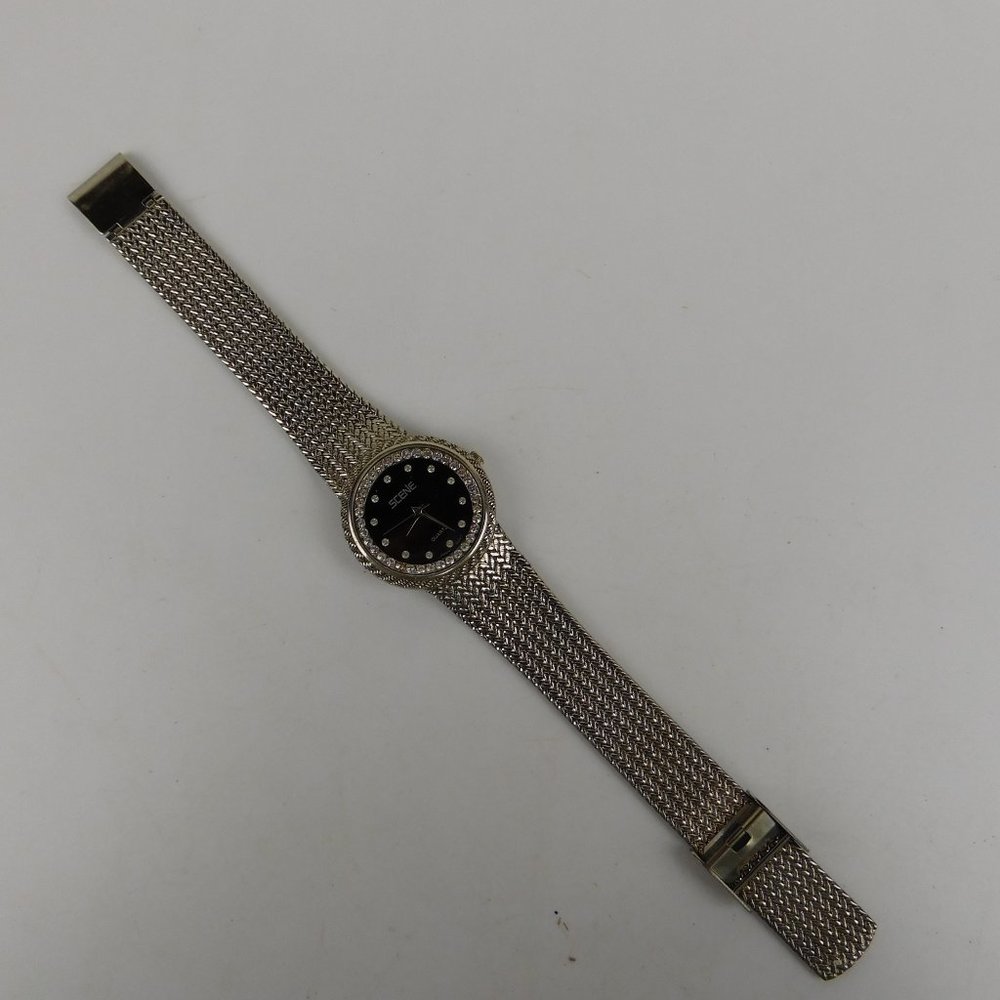 Scene Quartz Watch with Lots of Braid Details and Gemstones